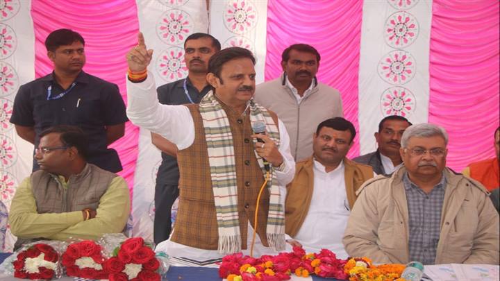 चित्रकूट में काऊ सफारी के रूप में विकसित होगा गौ-अभयारण्य- उप मुख्यमंत्री श्री शुक्ल